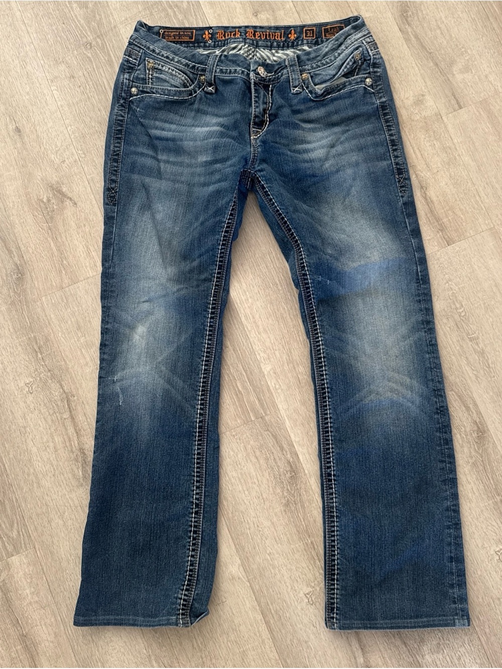 Rock Revival Jeans Leah Straight Womens 31 Dark Wash Mid Rise Grunge Tiny Flaw